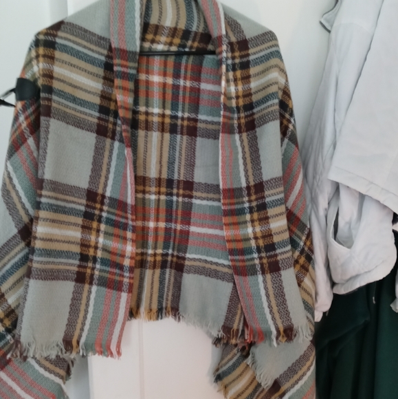 BRAND NEW!!! - Picture 4 of 7